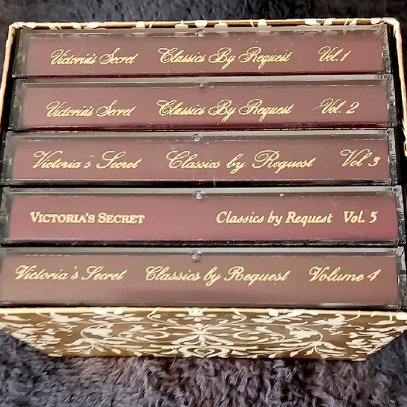 Victoria's Secret Classics by Request  Collection - - Picture 5 of 5